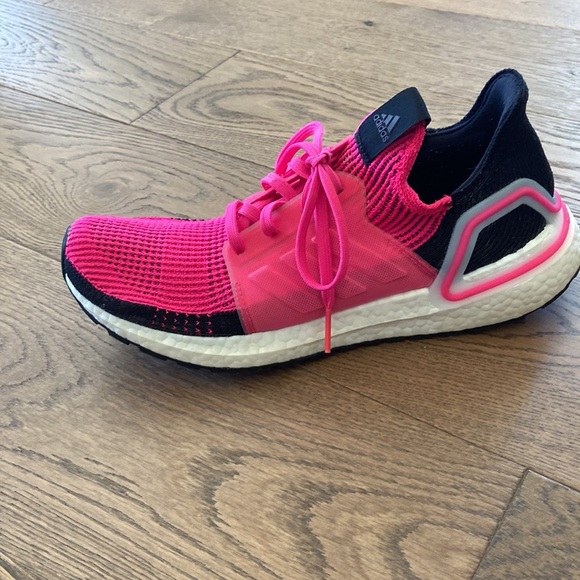Adidas Women’s Ultra Boost 19 - Picture 2 of 6